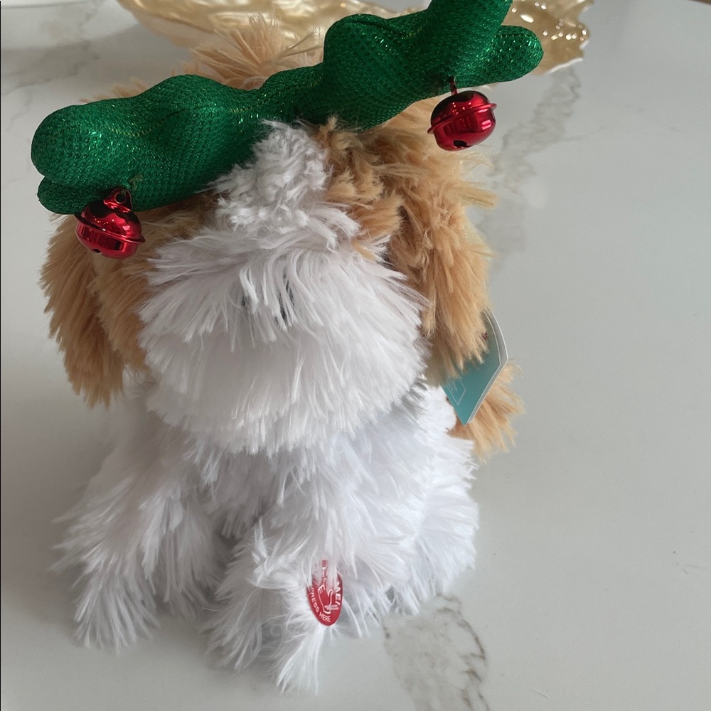 Dancing plush puppy